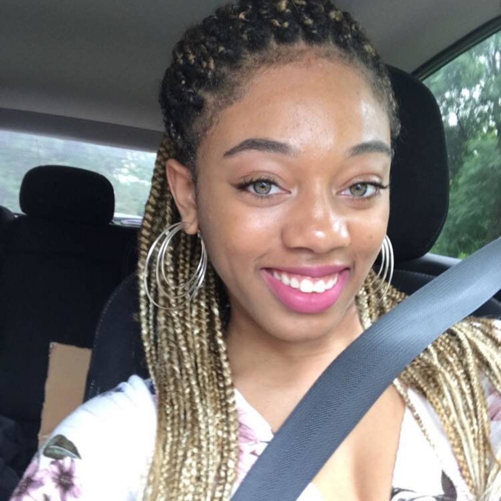 Meet your Posher, Michelle